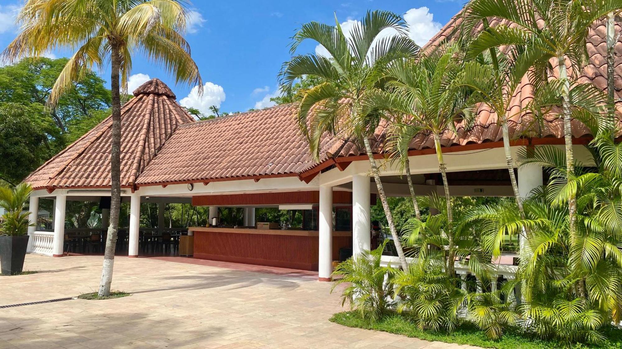 Club Campestre De Neiva Hotel ภายนอก รูปภาพ