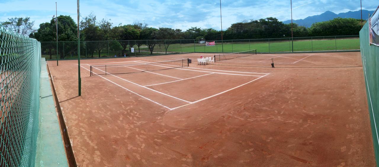 Club Campestre De Neiva Hotel ภายนอก รูปภาพ